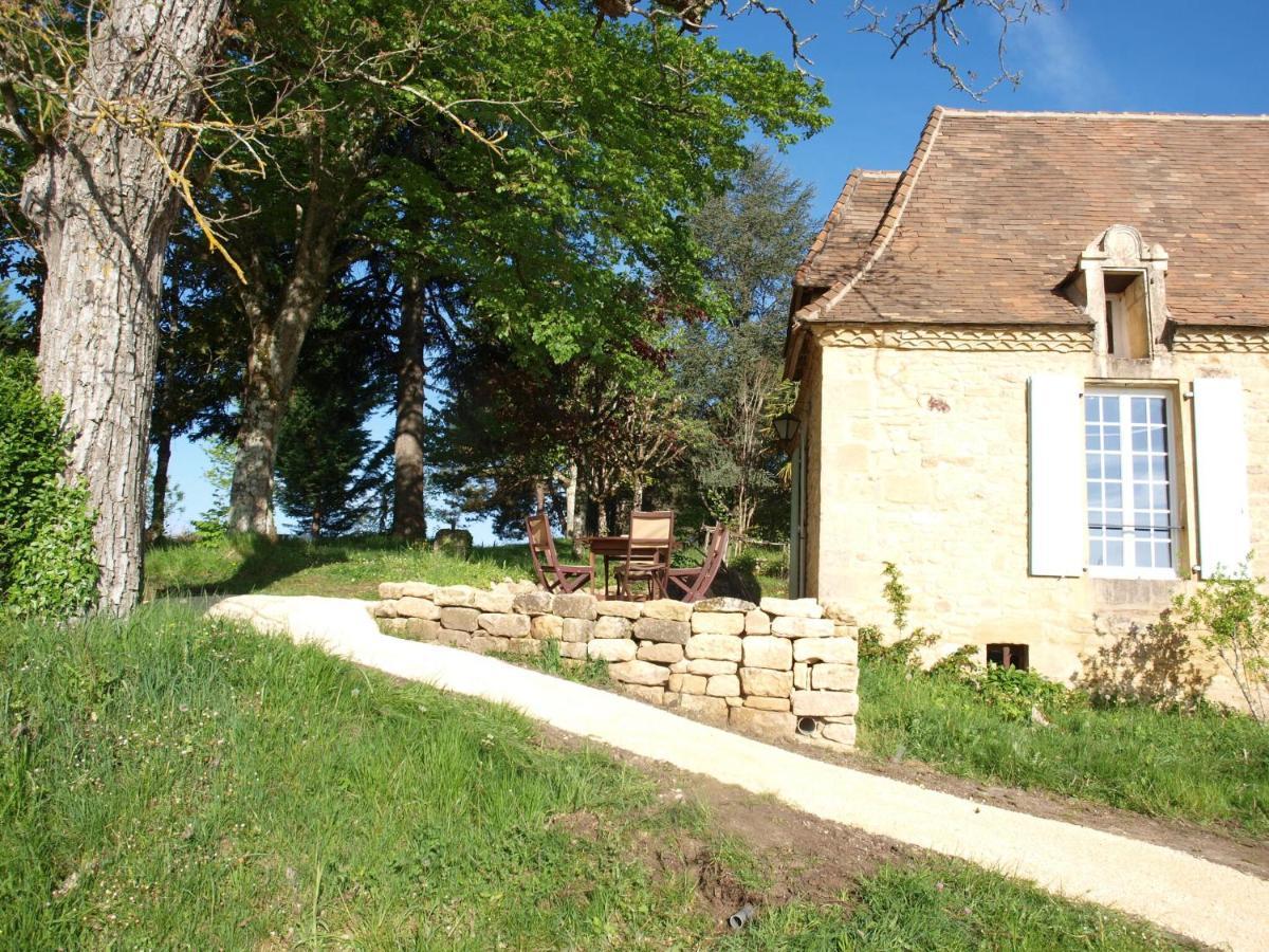 Cozy Cottage In Aquitaine With Private Swimming Pool Peyzac-le-Moustier Exterior photo