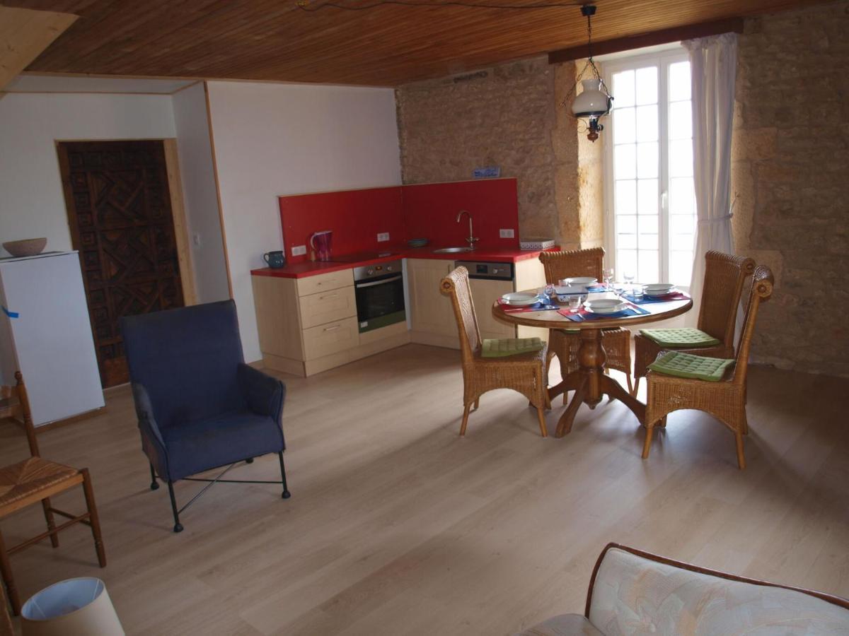 Cozy Cottage In Aquitaine With Private Swimming Pool Peyzac-le-Moustier Exterior photo